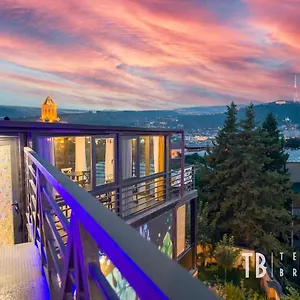 Terra Bridge Inn Tiflis